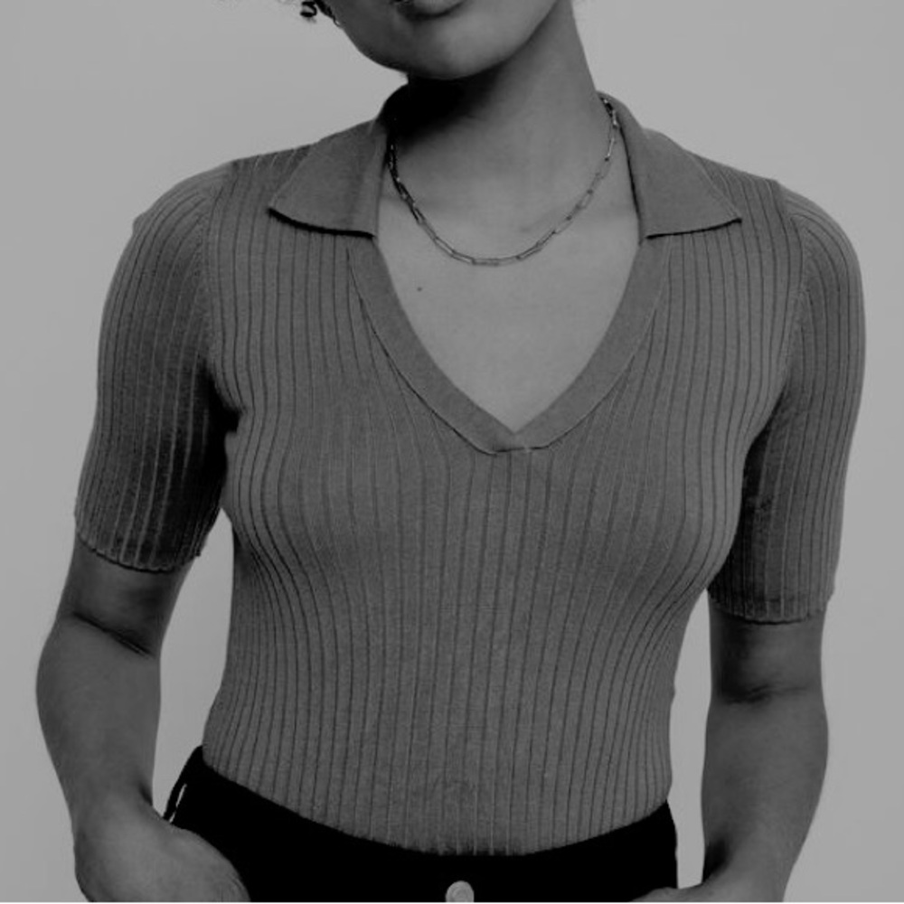 Short Sleeve Black Polo Sweater - US XS